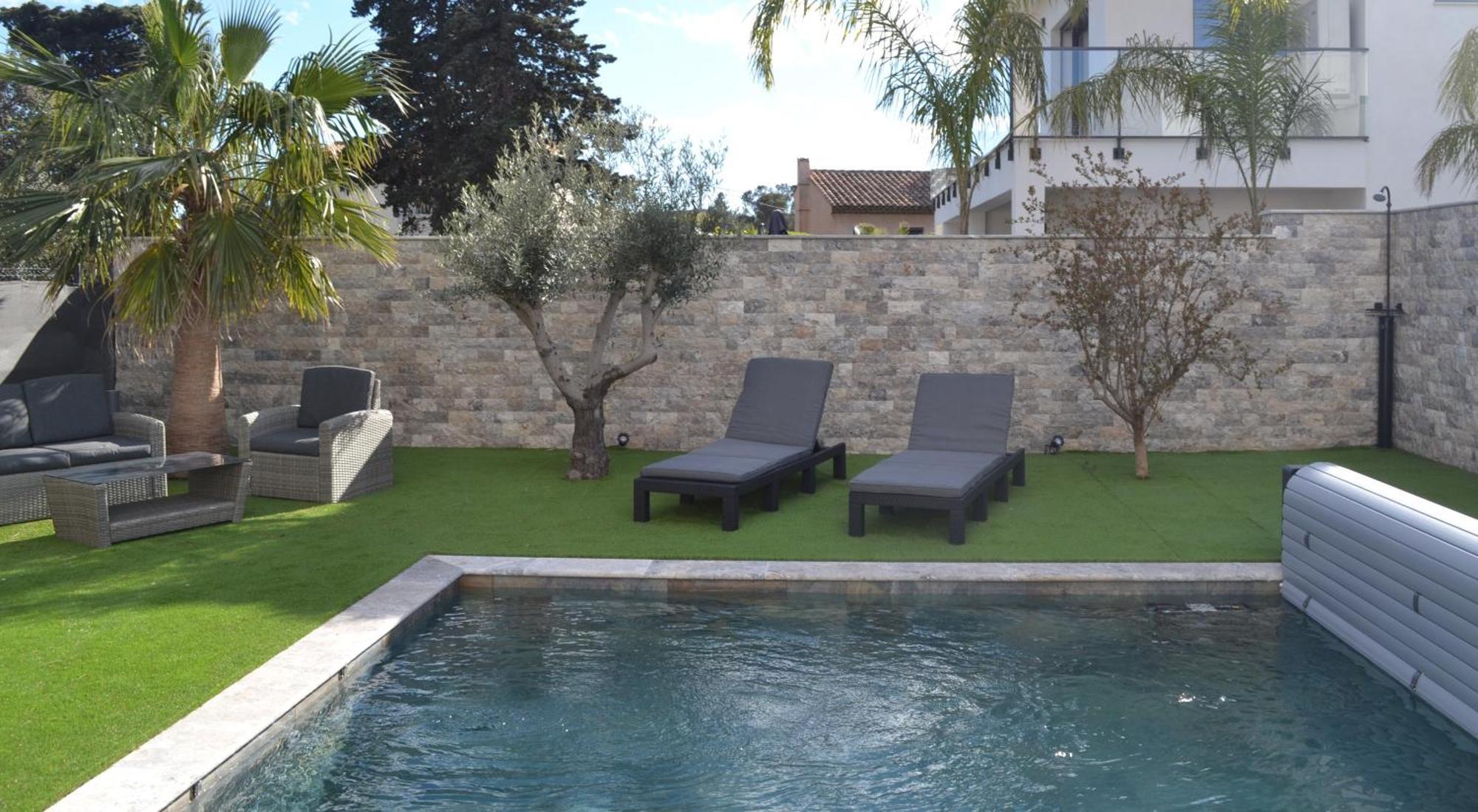 Etoile Du Berger Saint Aygulf 3 Villas Et 4 Appartements Jardin Individuel Et Piscine Chauffee En Saison - La Mer Et Les Plages 450 M Exterior foto